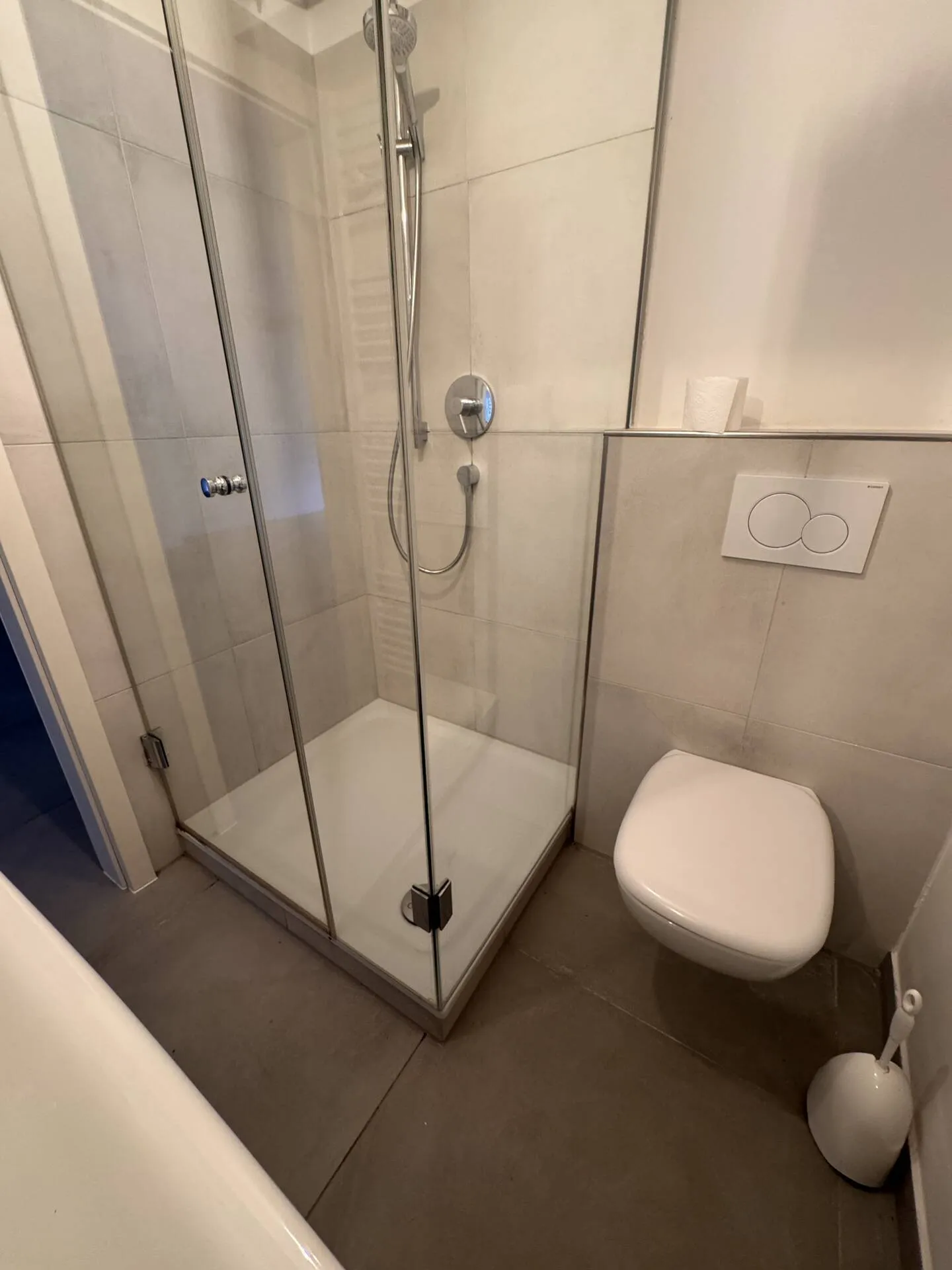 Immobilienangebot - Mannheim / Seckenheim - Alle - Stattliches Reihenendhaus mit 4 Wohnungen,  gesuchte Wohnungsgrößen, Garage in ruhiger und beliebter Wohnlage