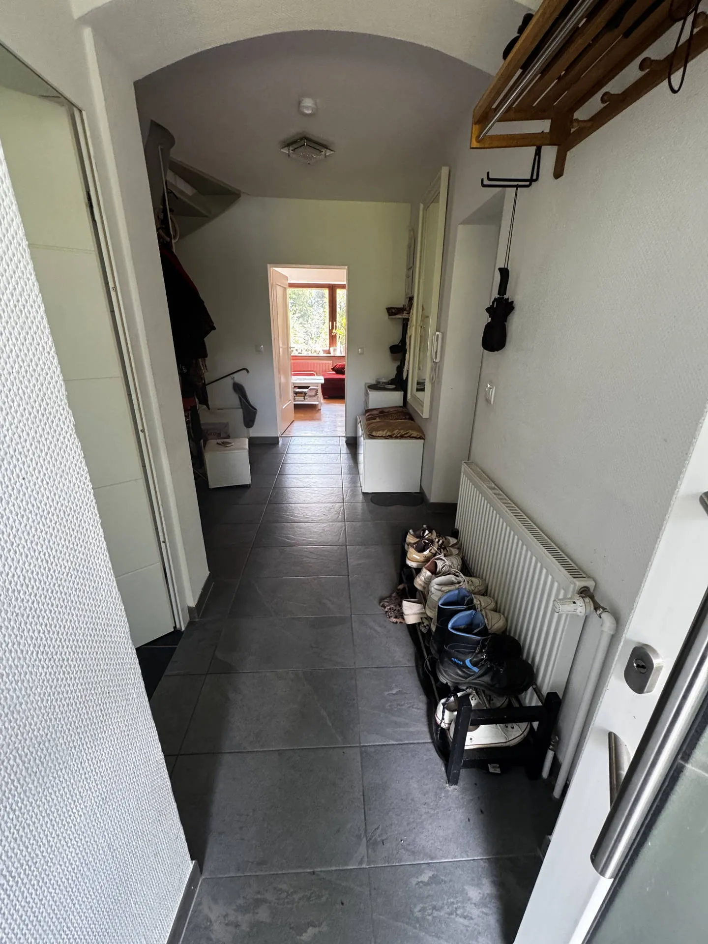 Immobilienangebot - Mannheim / Gartenstadt - Alle - Familiengerecht konzipiertes Reihenhaus - sehr guter Zustand - in gesuchter, ruhiger Wohnlage - Erbpacht