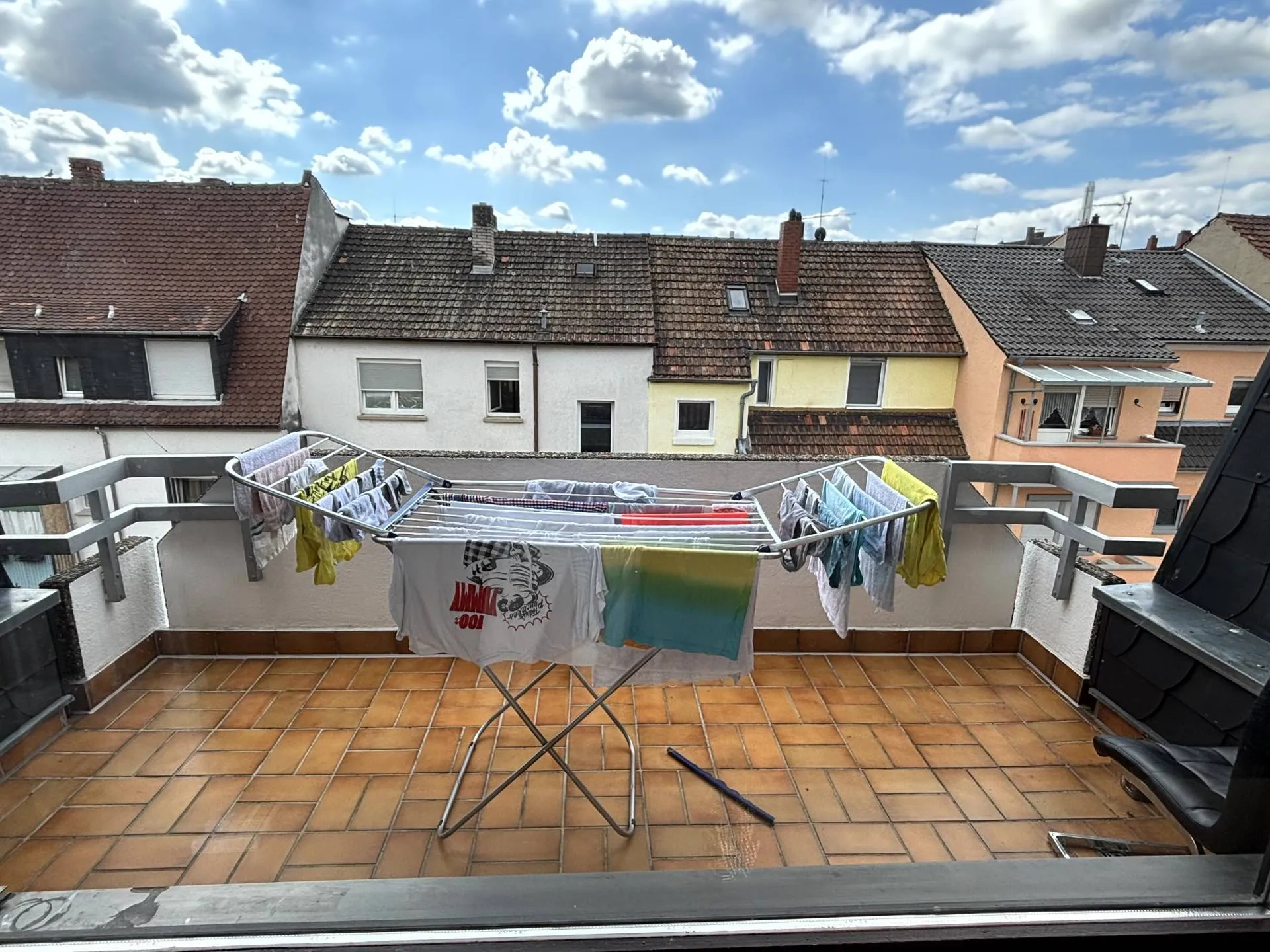 Immobilienangebot - Ludwigshafen am Rhein / Friesenheim - Alle - Erstklassige Kapitalanlage - großzügige 4-Zimmer-Eigentumswohnung mit Tiefgaragenplatz