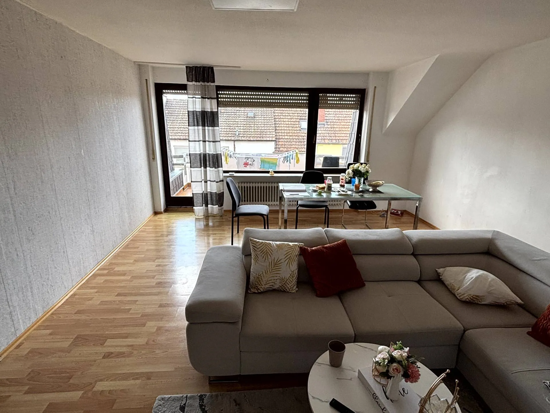 Immobilienangebot - Ludwigshafen am Rhein / Friesenheim - Alle - Erstklassige Kapitalanlage - großzügige 4-Zimmer-Eigentumswohnung mit Tiefgaragenplatz