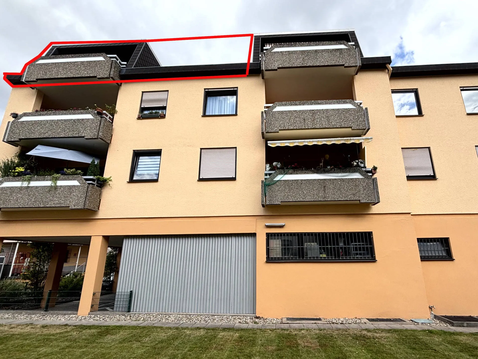 Immobilienangebot - Ludwigshafen am Rhein / Friesenheim - Alle - Erstklassige Kapitalanlage - großzügige 4-Zimmer-Eigentumswohnung mit Tiefgaragenplatz