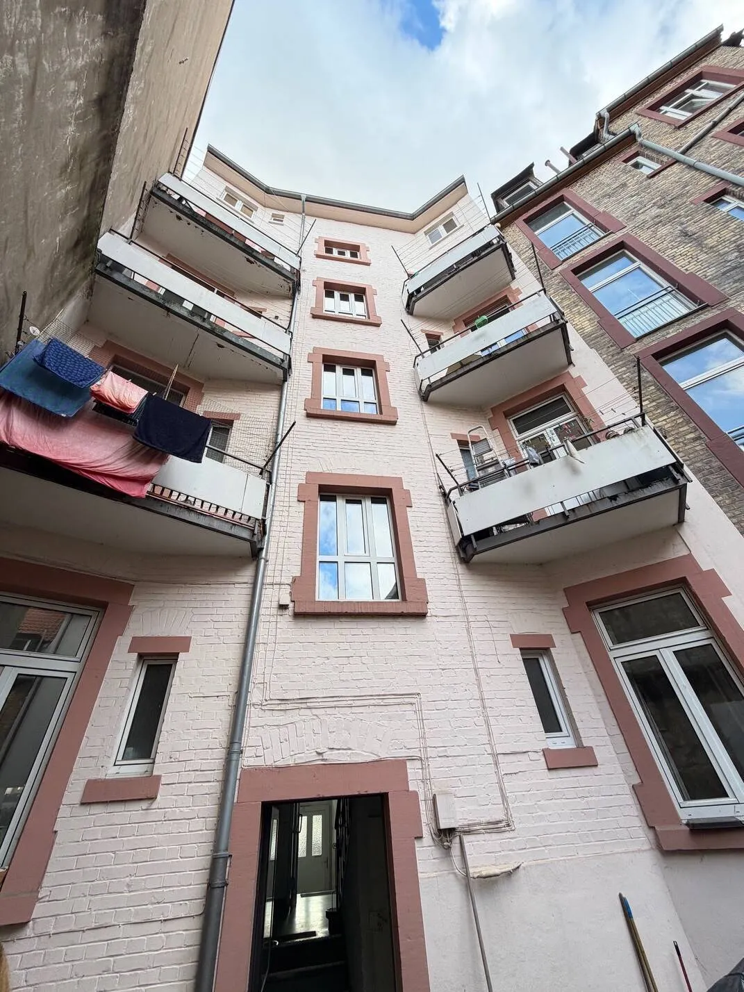 Immobilienangebot - Mannheim / Neckarstadt - Alle - Einmalige Gelegenheit: Stilvolles Mehrfamilienhaus direkt am Neckar - denkmalgeschützt