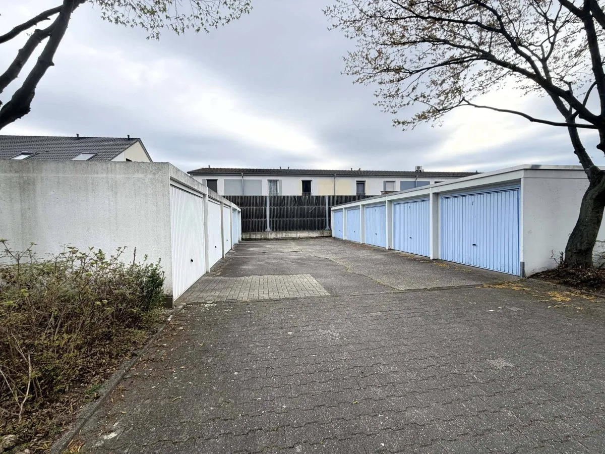 Immobilienangebot - Mannheim / Waldhof - Alle - Zum Kauf! Garage in zentraler Wohngebietslage