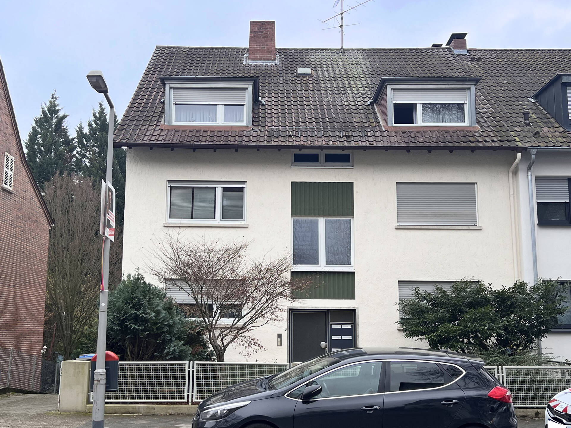 Immobilienangebot - Mannheim / Almenhof - Alle - Funktionale 2-Zimmer-Dachgeschosswohnung mit Balkon in seltener und gefragter Lage Mannheims!