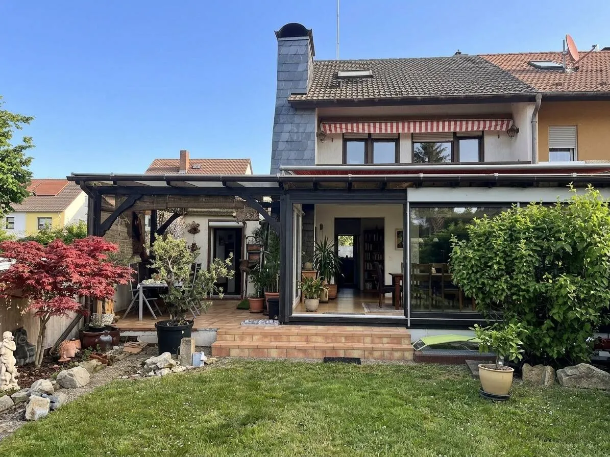 Immobilienangebot - Mannheim / Rheinau - Alle - Hervorragendes Einfamilienhaus/Reihenendhaus in angenehmer, sehr ruhiger Vorort-Wohnlage