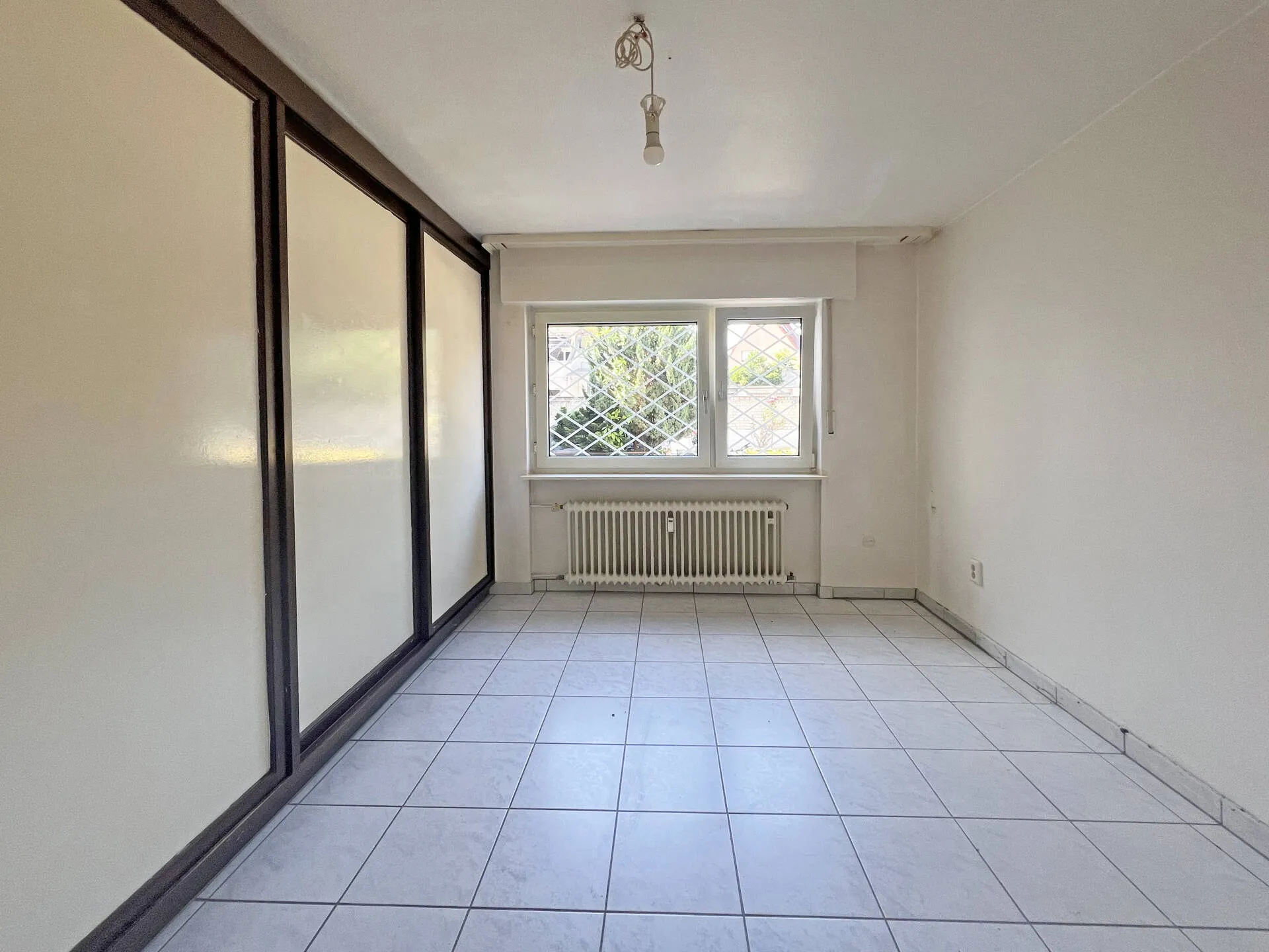 Immobilienangebot - Mannheim / Feudenheim - Alle - Ruhige 2-Zimmer-Wohnung mit Balkon und Stellplatz!