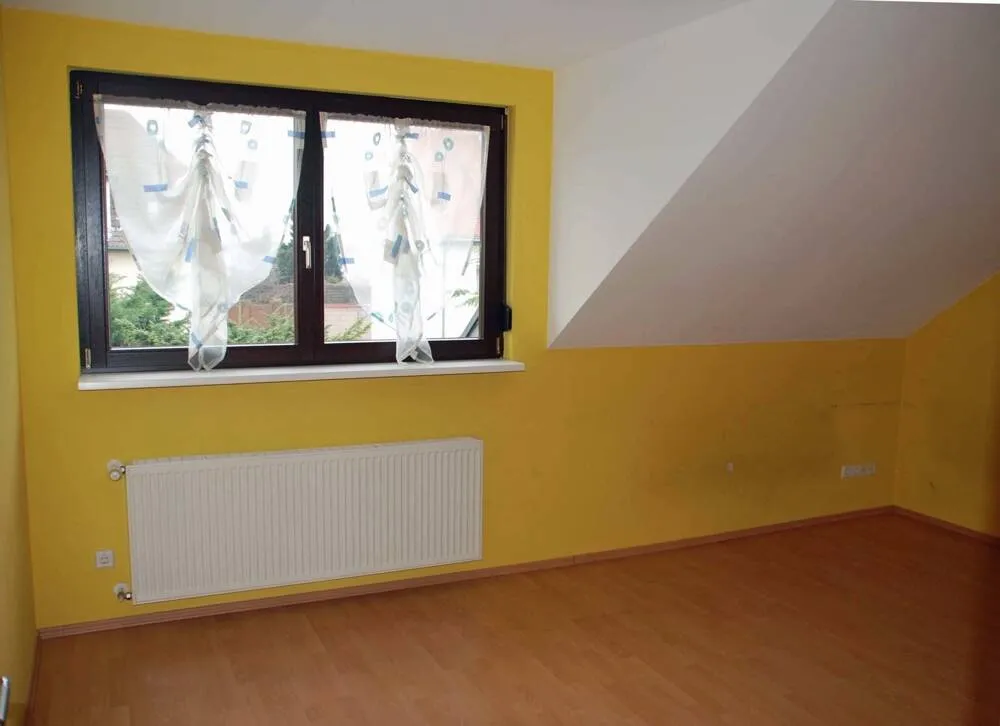 Immobilienangebot - Mannheim / Rheinau - Alle - Großzügig geschnittene 4-Zimmer-Maisonette-Wohnung mit großem Balkon in ruhiger Vorort-Wohnlage
