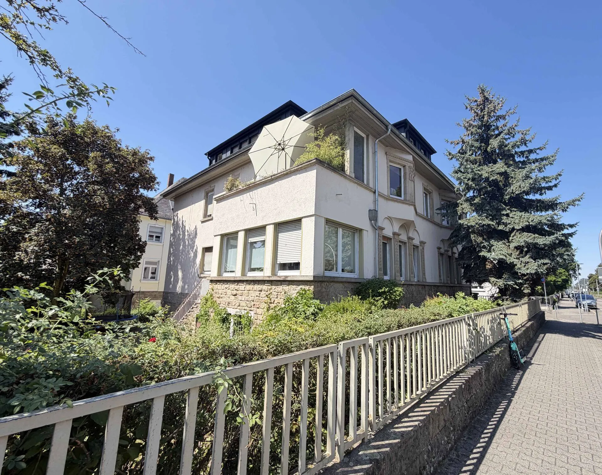 Gartenseite Immobilienangebot - Mannheim / Oststadt - Alle - Rarität: Großzügige, hochwertig ausgestattete 4-Zimmer-Wohnung in einer der besten Lagen Mannheims