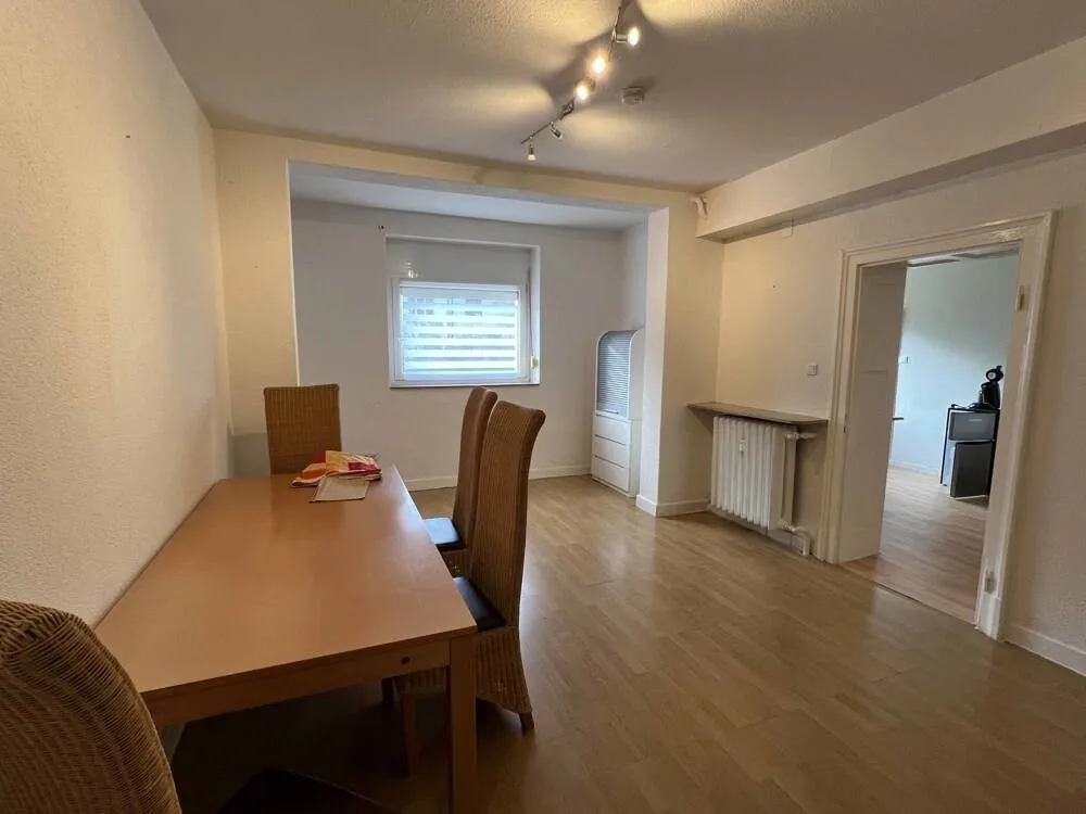 Immobilienangebot - Mannheim - Alle - Helle, teilmöblierte 1-Zimmer-Wohnung in ruhiger
und gesuchter Lage mit Blick ins Grüne